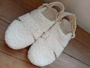  unused goods *ZARA HOME* Zara * interior put on footwear * boa * slippers * sandals * eggshell white * size 41*25~26cm about * men's *....