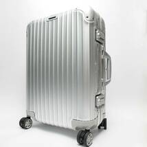 [美品] RIMOWA リモワ トパーズアルミニウム キャリーケース スーツケース TSAロック 32L 1〜3泊 四輪 シルバー 923.52.00.4_画像1