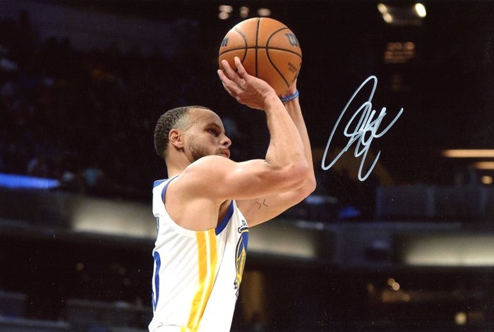 値下げ ステフィン・カリー 直筆サイン入り写真 NBA最高スーパースター