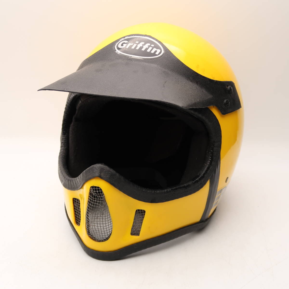 グリフィンヘルメットの値段と価格推移は?|25件の売買データから