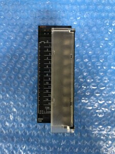 [M1167] 美品 OMRON オムロン CJ1W-ID211 入力ユニット 動作保証