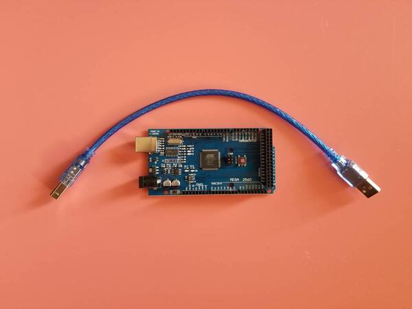 Arduino MEGA 2560 R3 互換ボード + USBケーブル