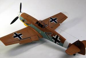 【atsudra工房完成品】1/32 Bf109F-4 Trop シュロアー中尉機