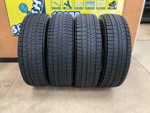 ☆ブリヂストン ブリザック VRX2 185/65R15 スタッドレス タイヤ 15インチ 2017年製造 4本 中古 BRIDGESTONE BLIZZAK STUDLESS☆_画像1