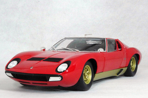 * 1/18 Lamborghini = Miura SV / красный - Gold = Lamborghini