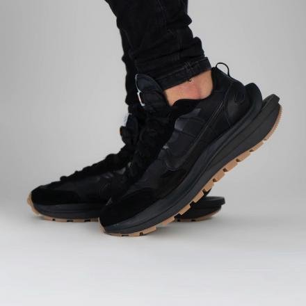 ◆国内正規 ナイキ 美 Sacai サカイ Vapor Waffle Black Gum ヴェイパー ワッフル ブラックガム スニーカー US8.5 26.5㎝ 黒 DD1875-001