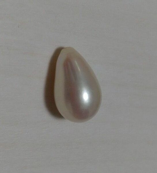 淡水真珠　ドロップ型　大ぶり ルース Pearl
