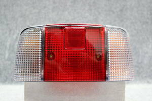 テールランプ　紅白×銀　ＣＢＸ５５０Ｆ/ CBX400F NC07 PC04純正 対応 テールライト ユニット メッキ 社外BEETキジマ 外装レストアXJR