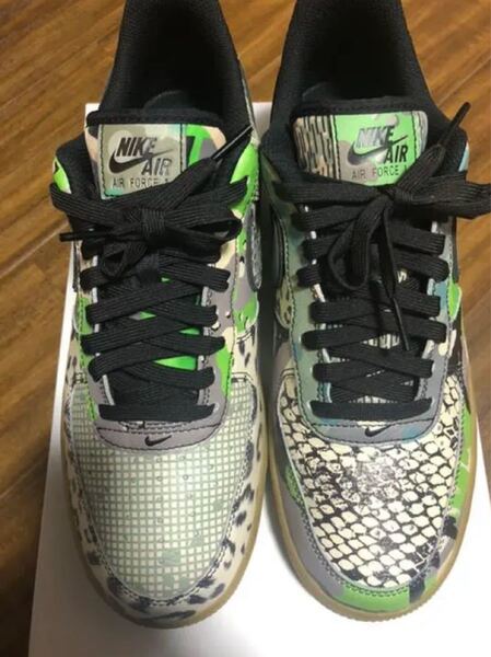 NIKE AIR ナイキ Air Force 1 '07 QS レア