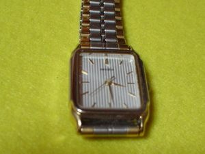 珍品　SEIKO社　SESSION　女性用腕時計　角型