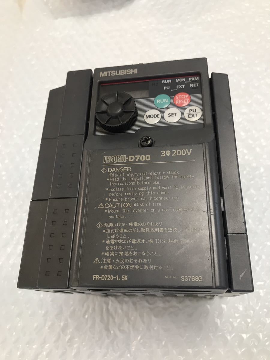 海外限定 新品 MITSUBISHI 三菱電機 インバーター FR-A820-1.5K-1 保証