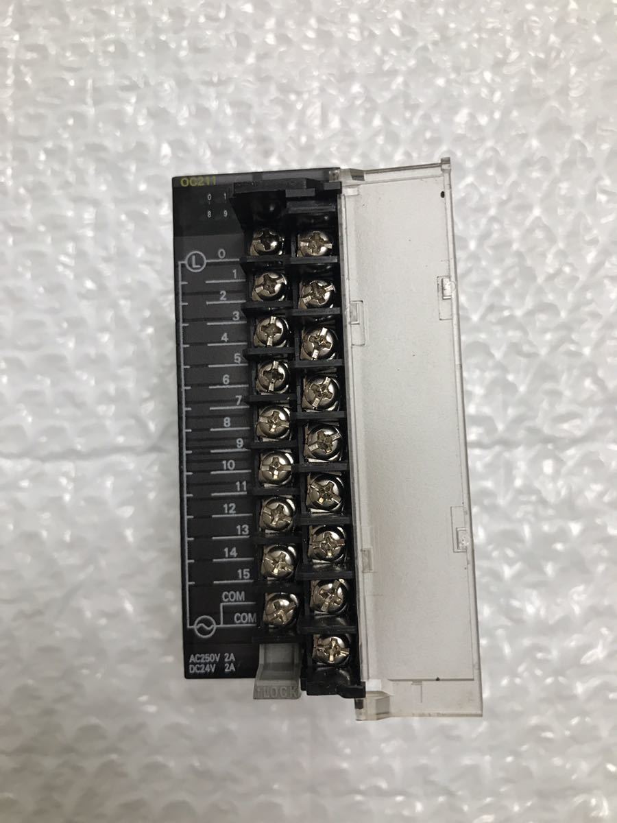 動作保証 オムロン CJ1W-OC211 6/8-
