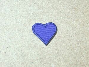 マスクデコ用飾り/縁取り刺繍ワッペンハート2cm/パープル・紫