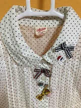 【良品】Attu 子供服　ブラウス　ホワイト＆ドット　150_画像2