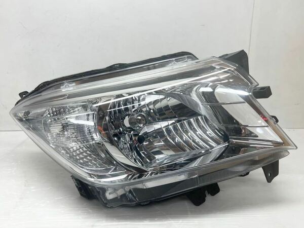 ★送料込★即決 ソリオ MA36S 純正 HID 右 ヘッドライト KOITO 100-59331 35120-81P61 O 送料無料 3459 