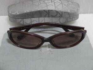  beautiful goods. person Calvin Klein Calvin Klein sunglasses 