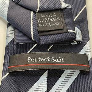 P.S.FA（Perfect Suit FActory）パーフェクトスーツ ファクトリー. ネイビーストライプネクタイ