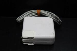 C2530 &* L Apple Portable Power Adapter M8482