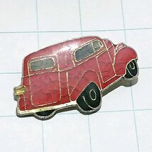 送料無料)レトロカー 赤 薄いひび割れあり 自動車 ピンバッジ PINS ピンズ A13027_画像1