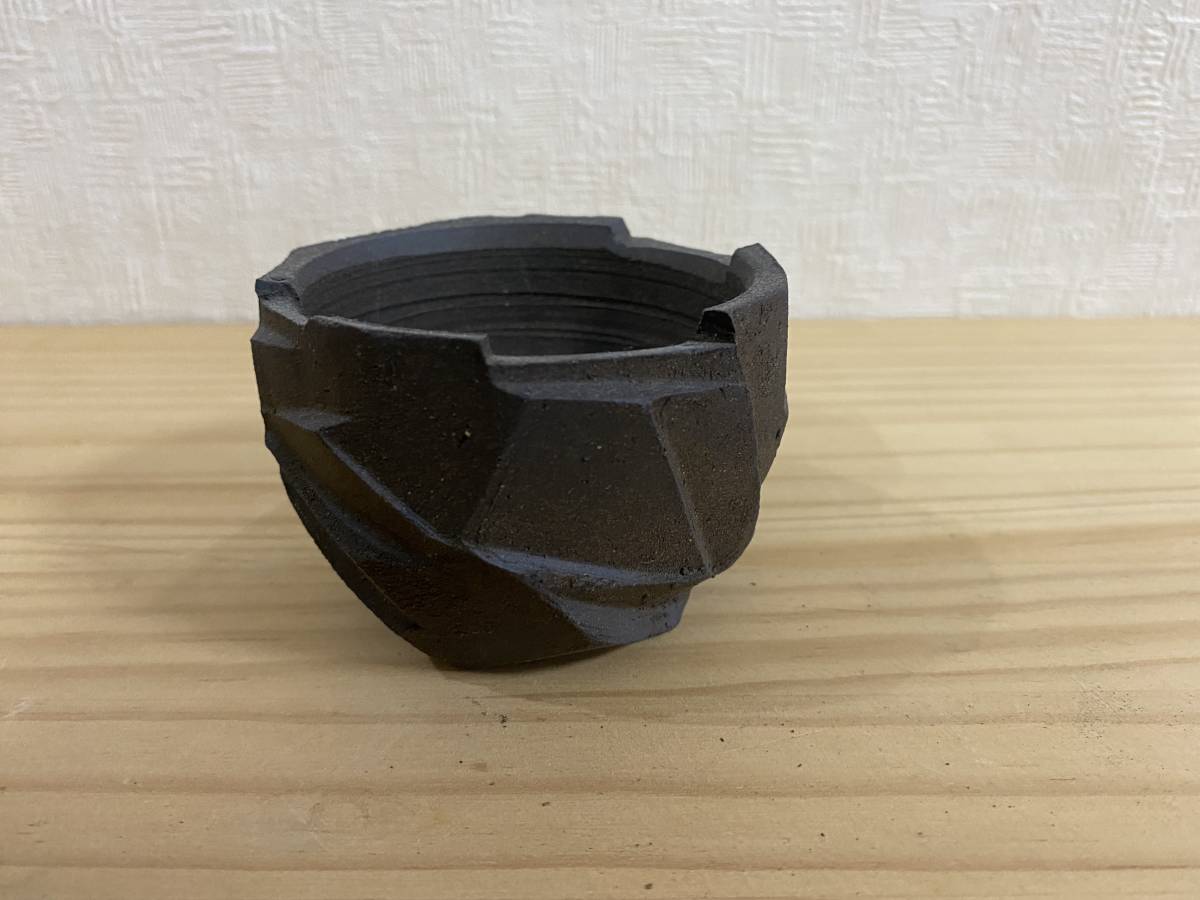 ヤフオク! -「吉光」(鉢) (造園用工具、資材)の落札相場・落札価格