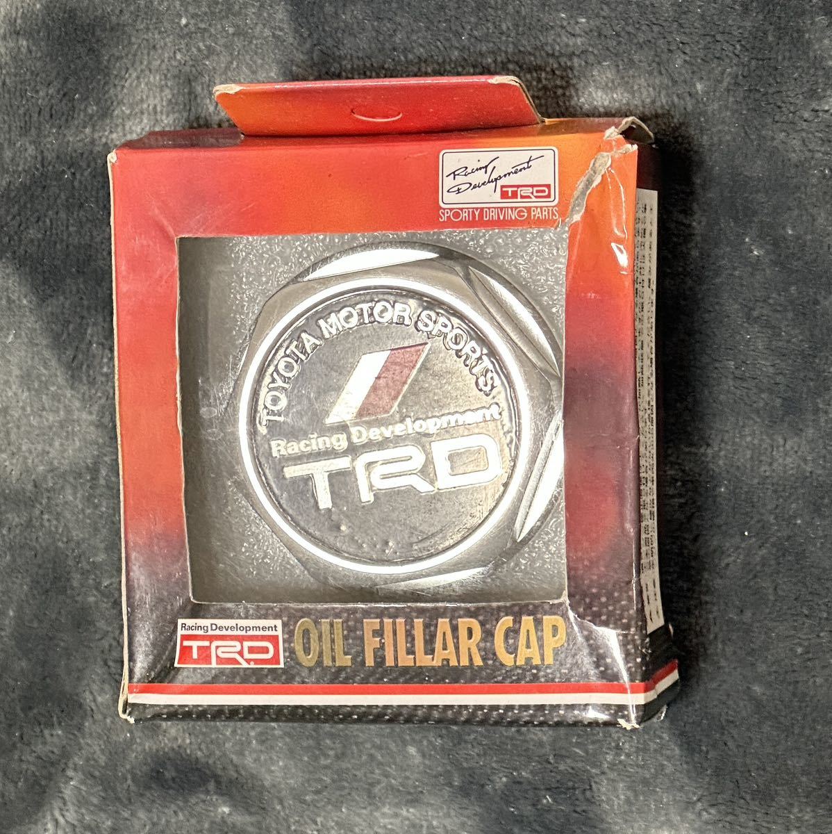 12180-SP020 TRD オイルフィラーキャップ ワンタッチ式 新品 fkip