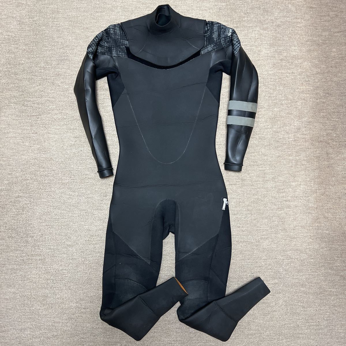 ☆美品☆O'NEILL オニールウェットスーツ☆ALL 3mmフルスーツ☆ネック
