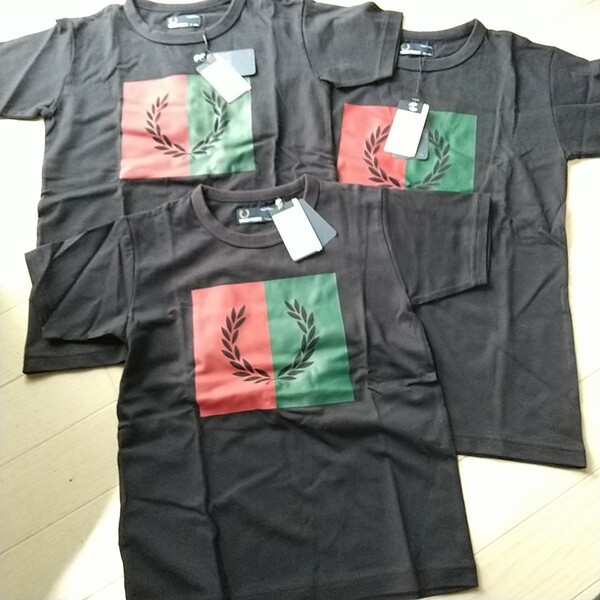 レア新品☆FRED PERRY☆半袖Tシャツ 兄弟 姉妹 110cm 122cm 134cm 4-5歳 6-7歳8-9歳 D