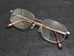 新品　PERSEUS ペルセウス　日本製　メガネ　眼鏡　高級感　上品　フルリム　チタン　軽い　シルバー