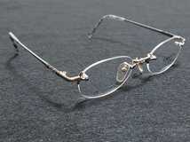 新品　LANVIN ランバン　日本製　メガネ　眼鏡　高級感　上品　ツーポイント　軽い　シルバー×ゴールド_画像4