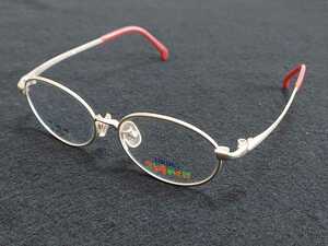 新品　こどものくに　SEIKO　セイコー　メガネ　眼鏡　高級感　上品　フルリム　チタン　キッズ　子供用　マットゴールド