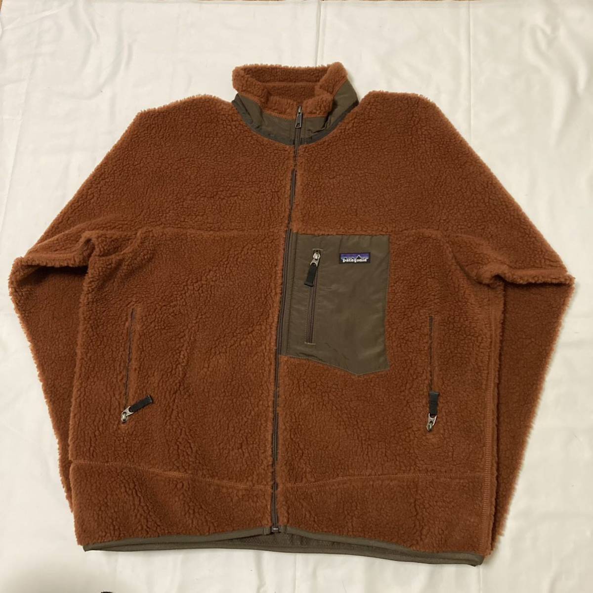 即決 【2010年限定カラー 新品同様】 patagonia メンズ・クラシック