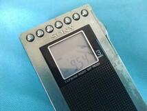 SONY/ソニー　FM・AM ポータブルラジオ　SRF-R633V★動作品！難あり_画像2