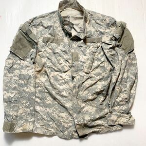 米軍放出品 実物 ACU デジタル迷彩 ジャケット SーR 中古 ワケあり 上着 d