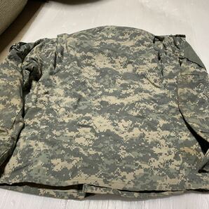 米軍実物 アメリカ陸軍 ACUデジタル迷彩 コンバットジャケット 中古 S/XSの画像4