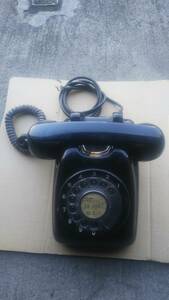  black telephone 