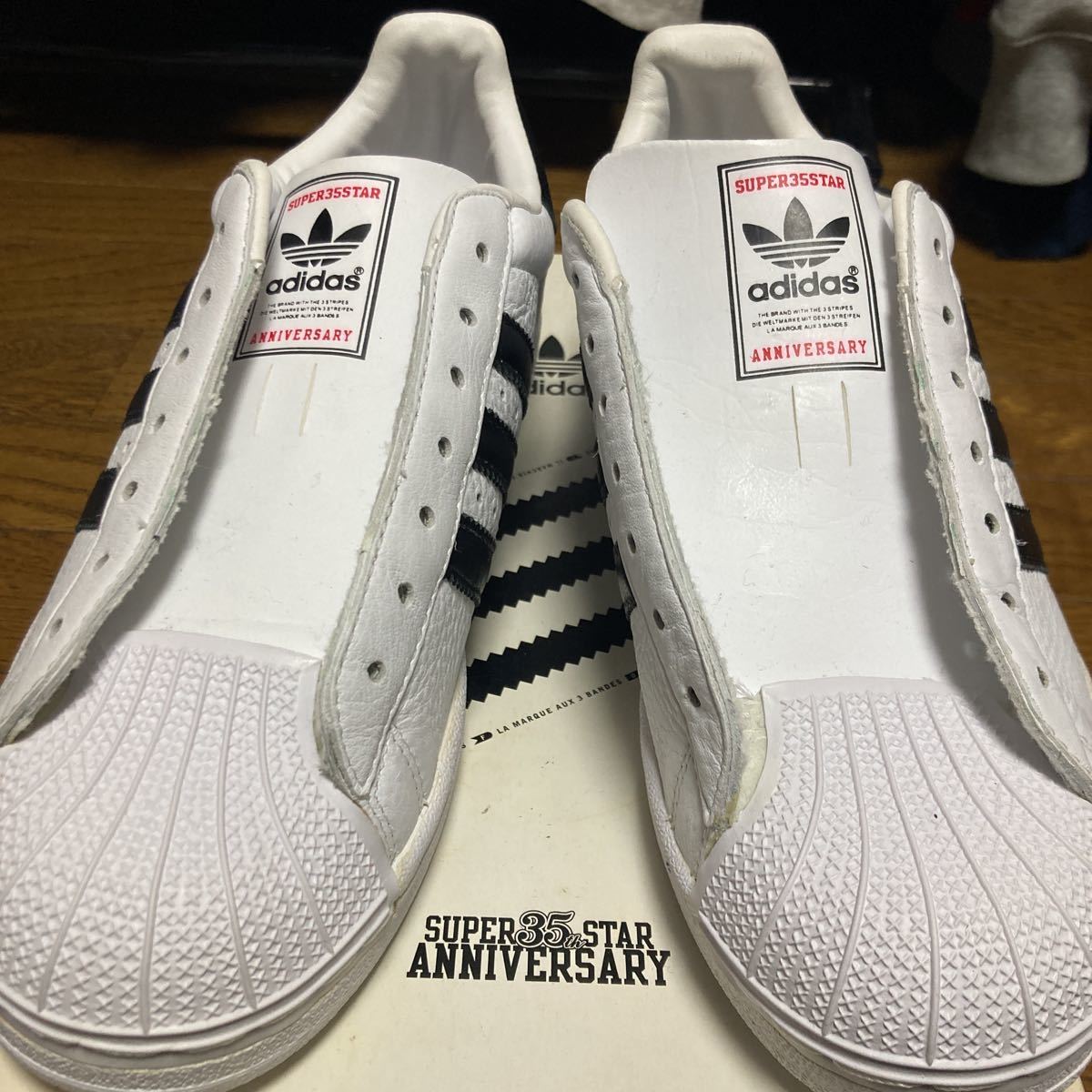 激安本物靴ヤフオク! -「adidas 35周年」の落札相場・落札価格