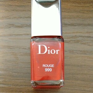 ディオール ヴェルニ　999 ネイルカラー Dior