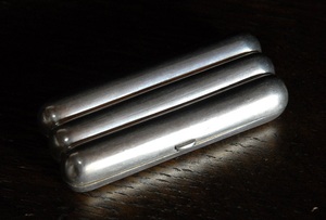  antique 1891 year original silver made a little gold paint. exist cigarette case (l-62) [ Yu-Pack shipping ]