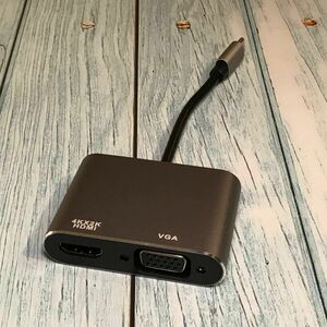 USB Type C to HDMI ＋VGA変換アダプター 2-in-1 　4K 安定UHD出力