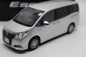 J1087 T L 1/30 エスクァイア カラーサンプル ディーラー 1:30 1F7 シルバーメタリック　ミニカー TOYOTA 非売品