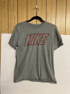 【日本全国 送料込】NIKE グレー 半袖Tシャツ Lサイズ ナイキ OS1355