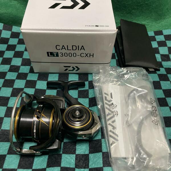 新品 ダイワ(DAIWA) スピニングリール 21 カルディア 【LT3000-CXH】2021年モデル