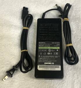 * SONY AC adaptor VGP-AC19V15 19.5V 6.2A