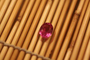 <ta toe young lady ...,.... ream . pre -***> natural * high class pink sapphire (.. type )2.18ct