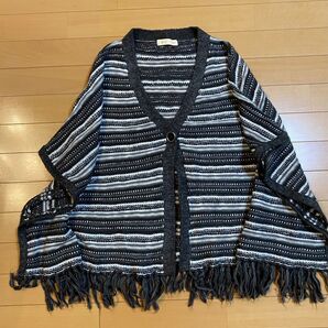 ポンチョ ニット