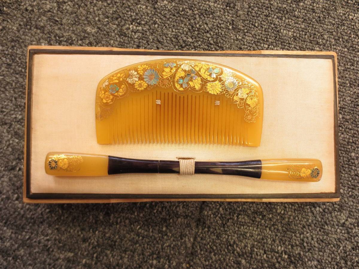 完成品 べっ甲 櫛 笄 金蒔絵 堀 花 骨董 アンティーク - 着物