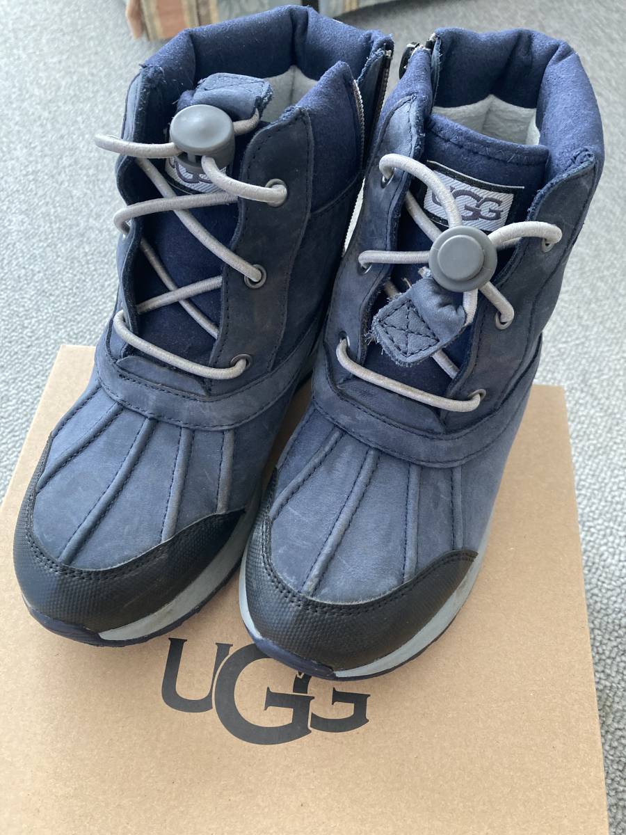 ヤフオク! -uggスノーブーツの中古品・新品・未使用品一覧