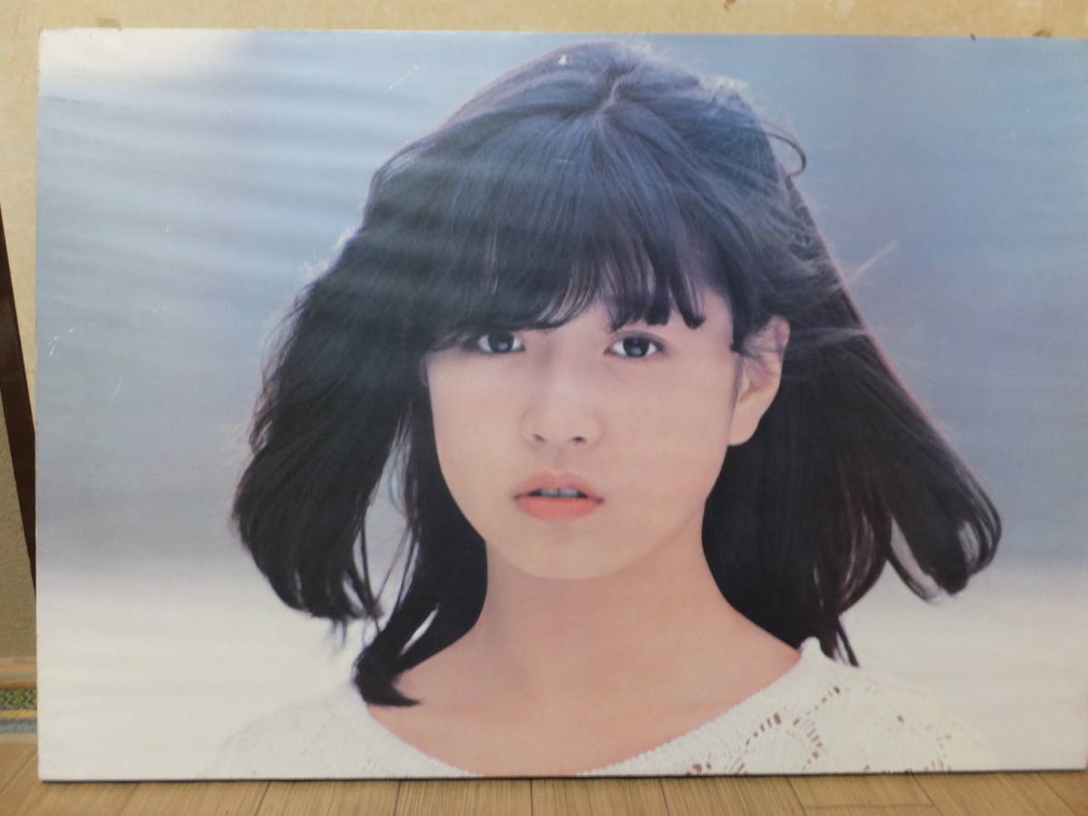 人気色 掘り出し物【限定価格】希少!中森明菜 木製 ポスターパネル 大