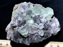 ガラス質の高品質多面体蛍石・294g（中国産鉱物標本）_画像3
