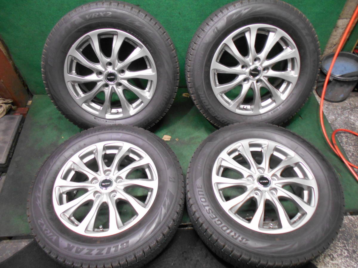 OZ 7j+48 16in スタッドレス Revo GZ 225/60R16-